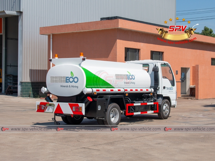 4,000 Litres Refueling Tank Truck ISUZU - RB 4,000 Litres Refueling Tank Truck ISUZU - RB